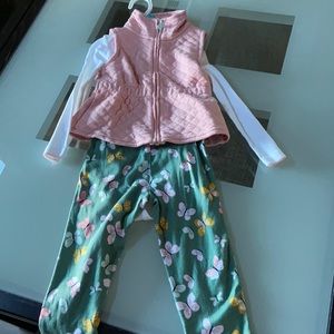 Carter’s vest and pant Macrina set